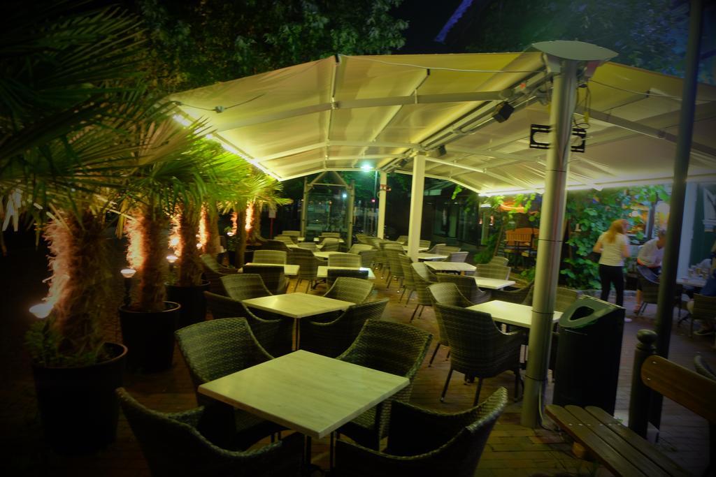 Hotel Zum Weissen Ross Winsen  Exteriér fotografie